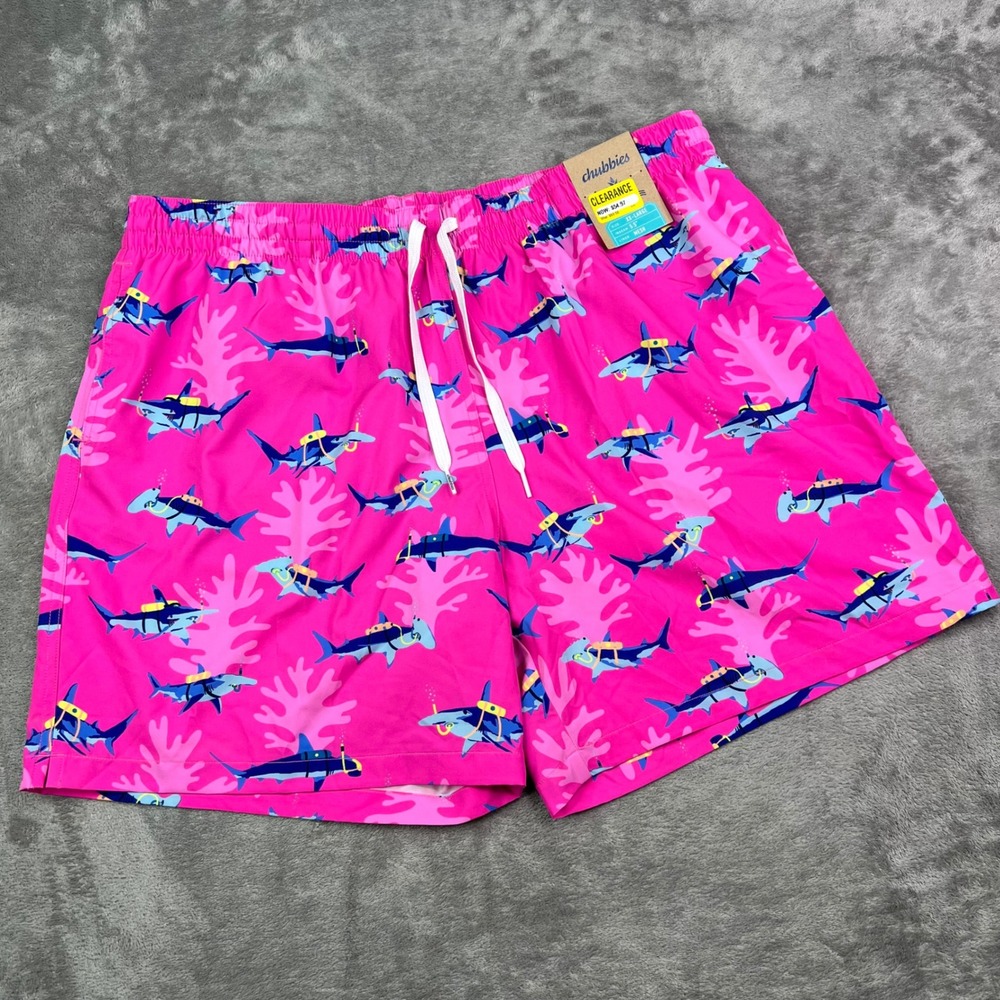Chubbies The Great Pink Sharks Swim Trunk Mens 2XL Pink Shark Print 5.5 Inseam